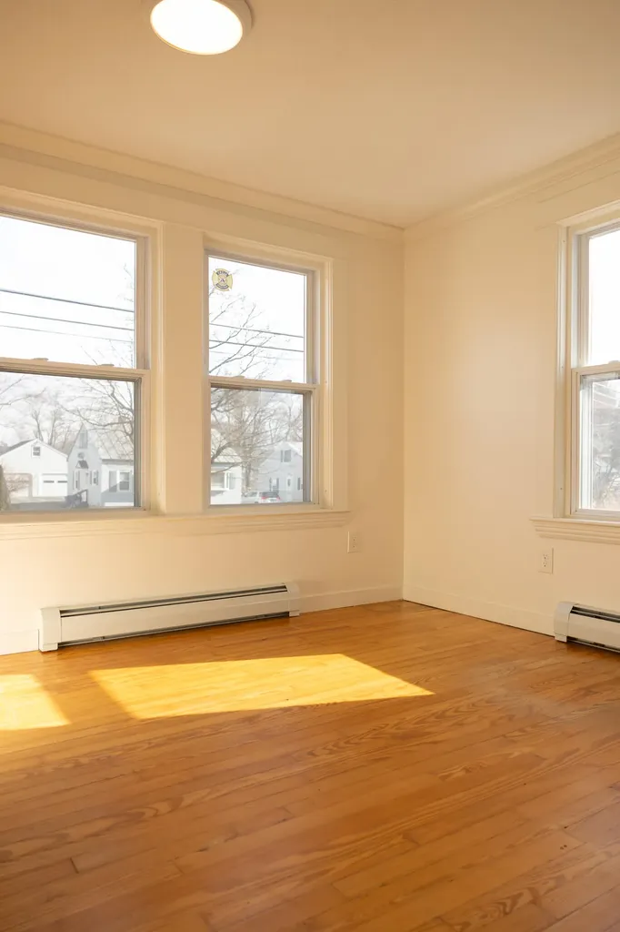82 Oakland Street Waterville ME 04901