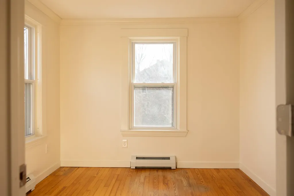 82 Oakland Street Waterville ME 04901