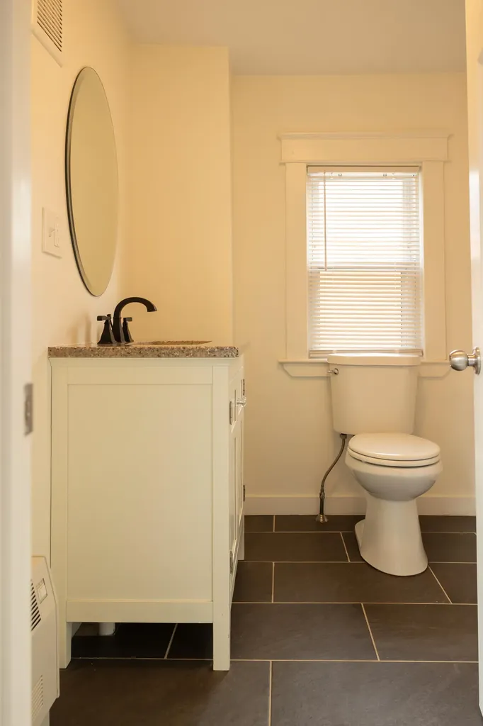 82 Oakland Street Waterville ME 04901