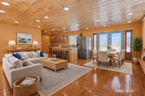 823 North Road North Yarmouth ME 04097