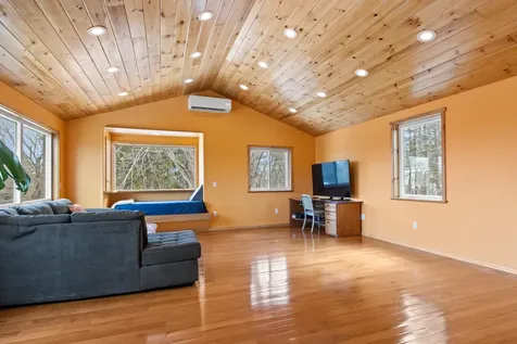 823 North Road North Yarmouth ME 04097