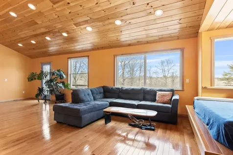 823 North Road North Yarmouth ME 04097