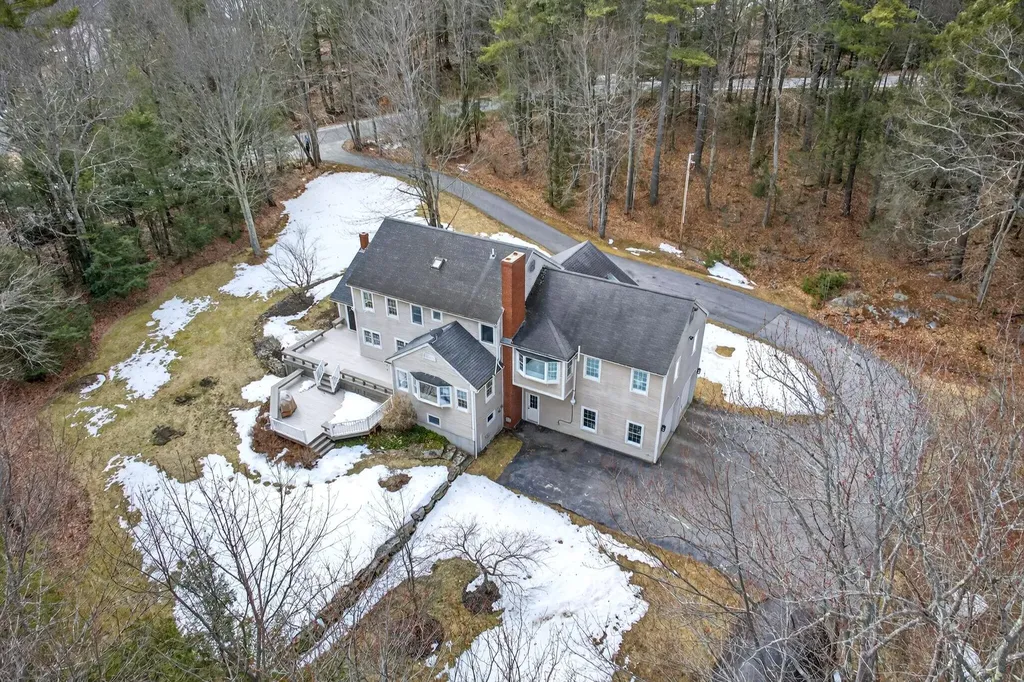 69 Hardy Road Falmouth ME 04105