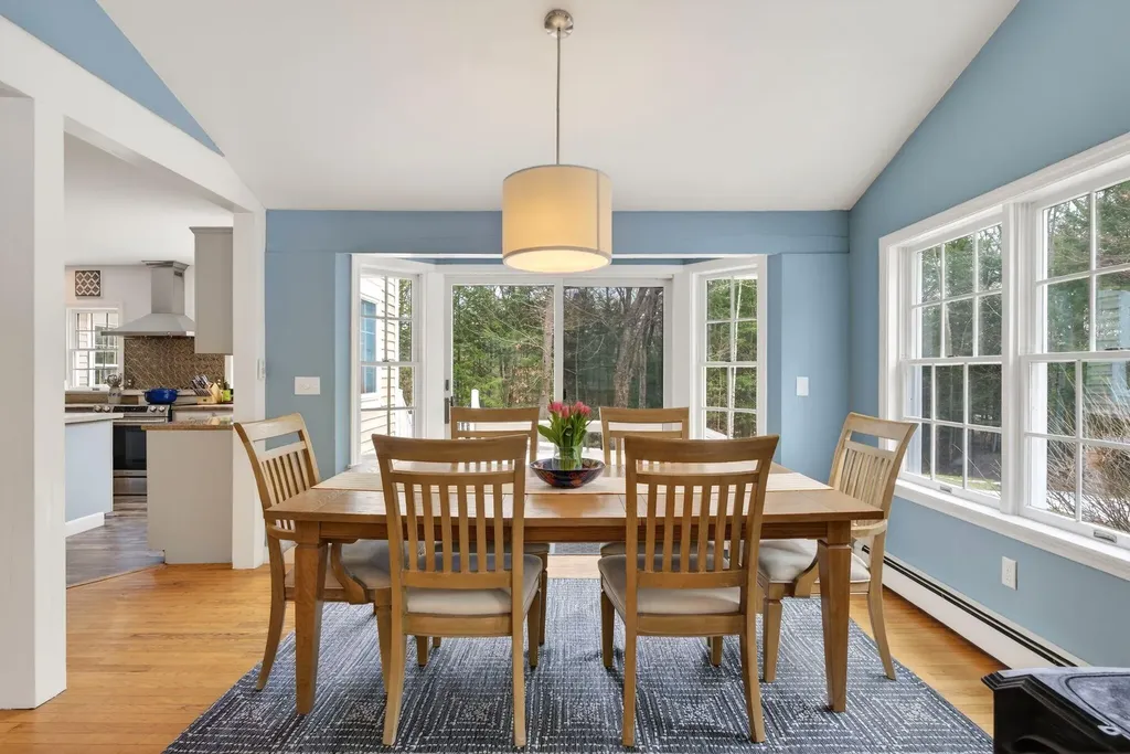 69 Hardy Road Falmouth ME 04105