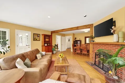 69 Hardy Road Falmouth ME 04105