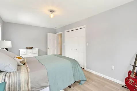 69 Hardy Road Falmouth ME 04105