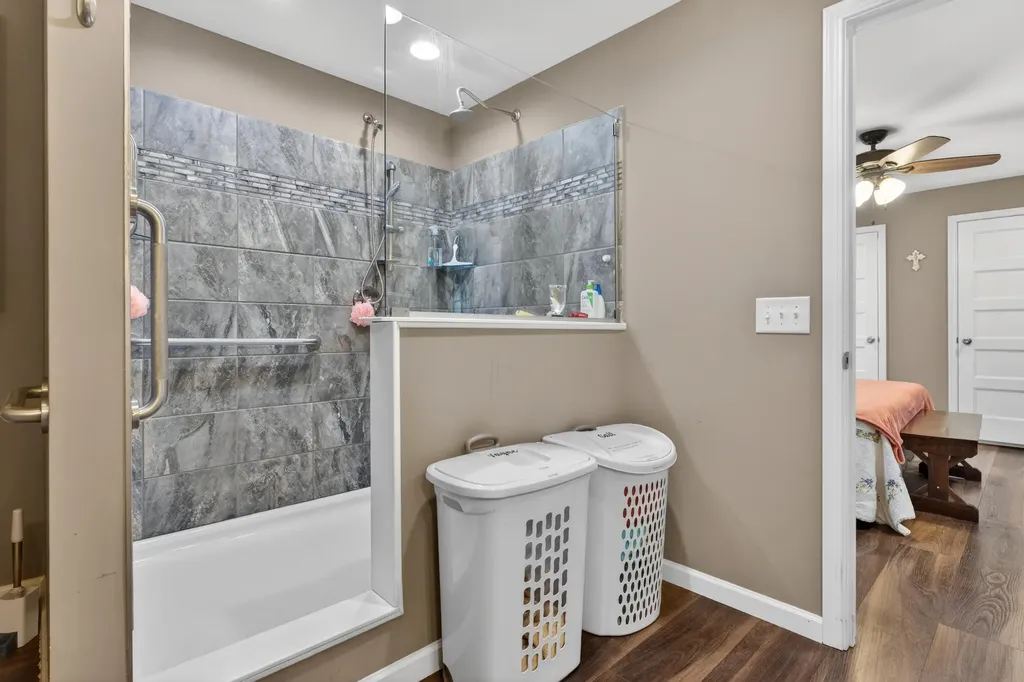 33 Sandalwood Circle Kittery ME 03904