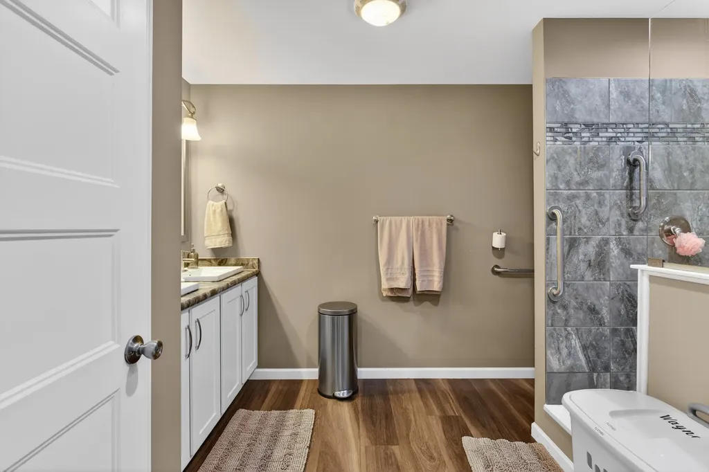 33 Sandalwood Circle Kittery ME 03904