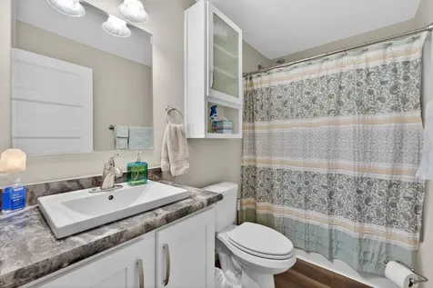 33 Sandalwood Circle Kittery ME 03904