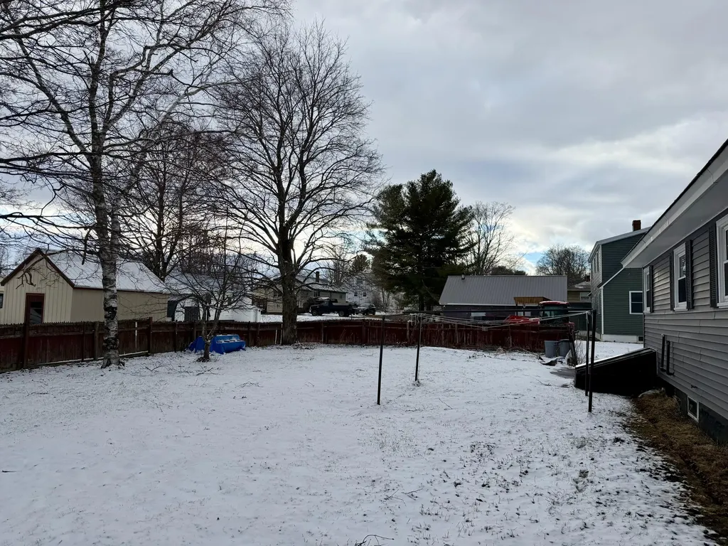 12 Palm Street East Millinocket ME 04430