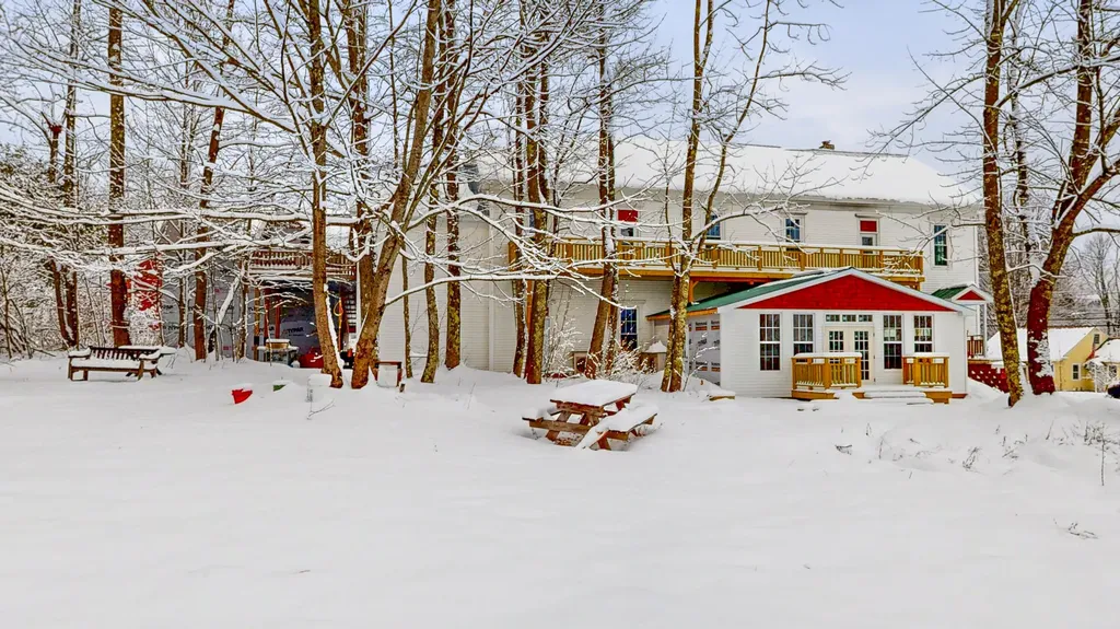 17 Turner Street Buckfield ME 04220