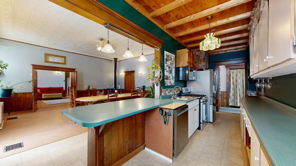 17 Turner Street Buckfield ME 04220