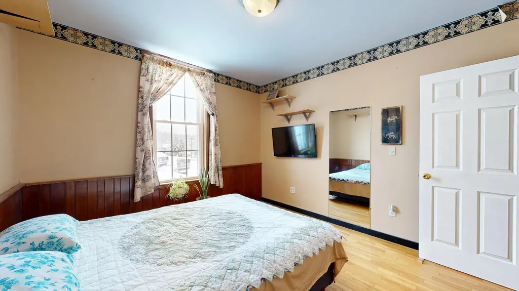 17 Turner Street Buckfield ME 04220
