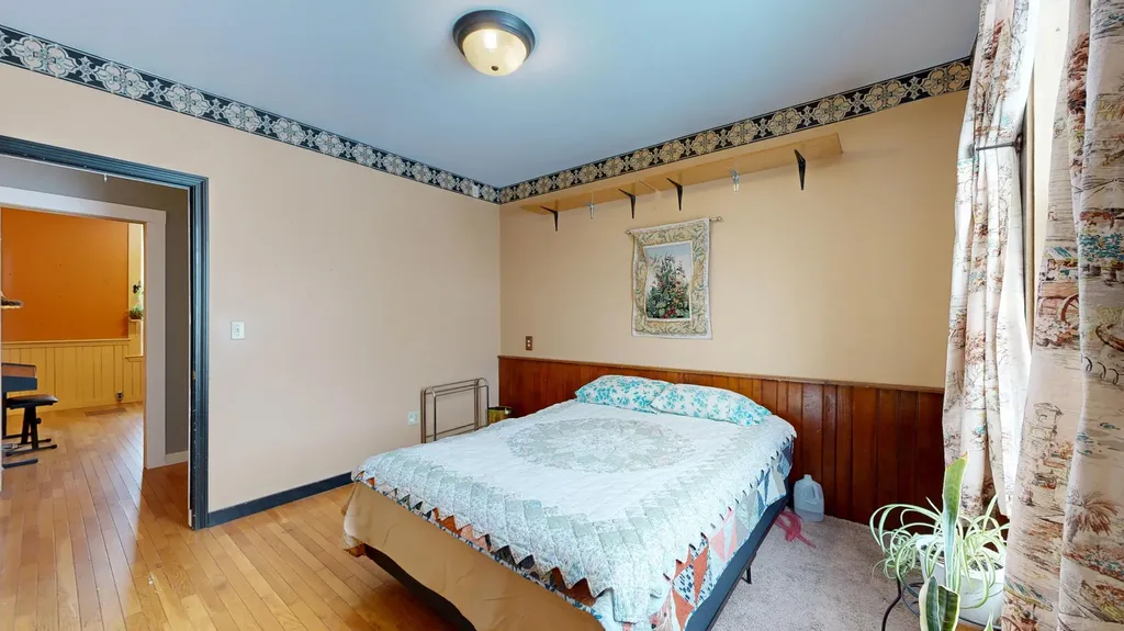 17 Turner Street Buckfield ME 04220