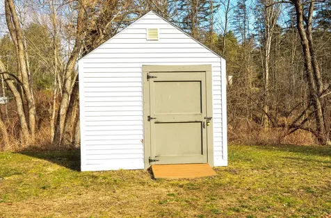 225 Mount Vernon Road Augusta ME 04330