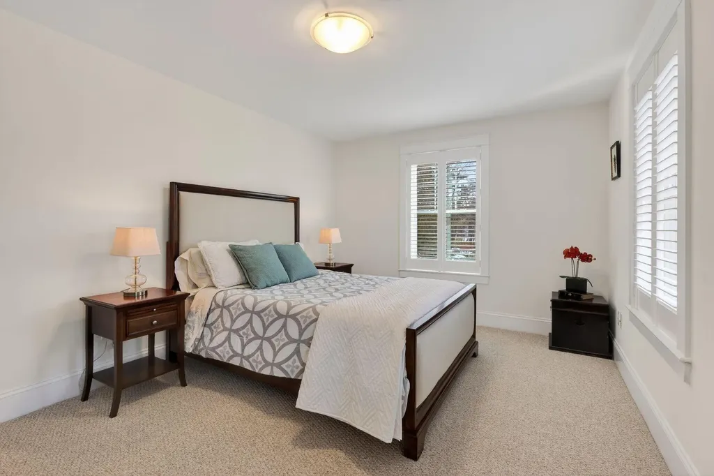 9 Webhannet Place Kennebunk ME 04043