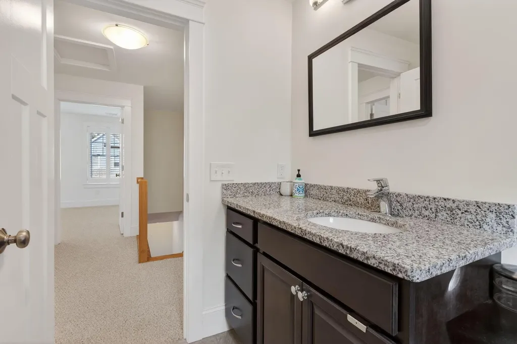 9 Webhannet Place Kennebunk ME 04043