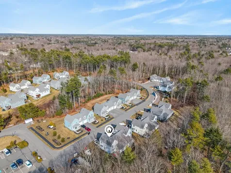 9 Webhannet Place Kennebunk ME 04043