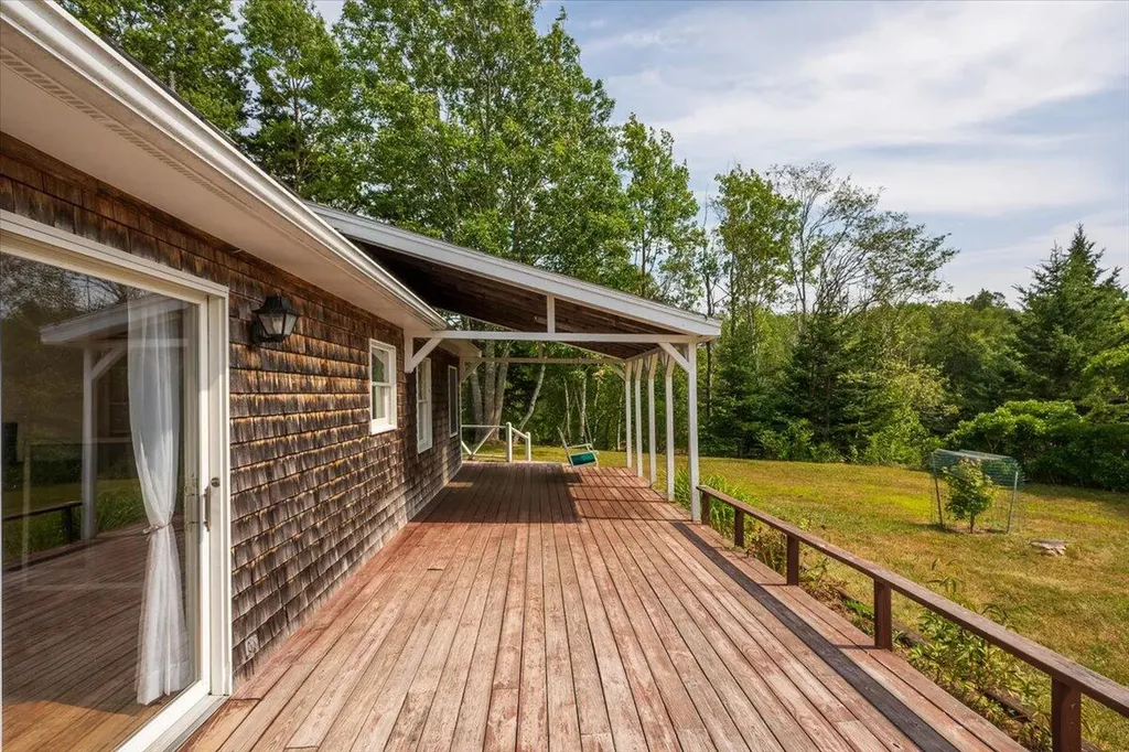 232 Mill Creek Road Islesboro ME 04848