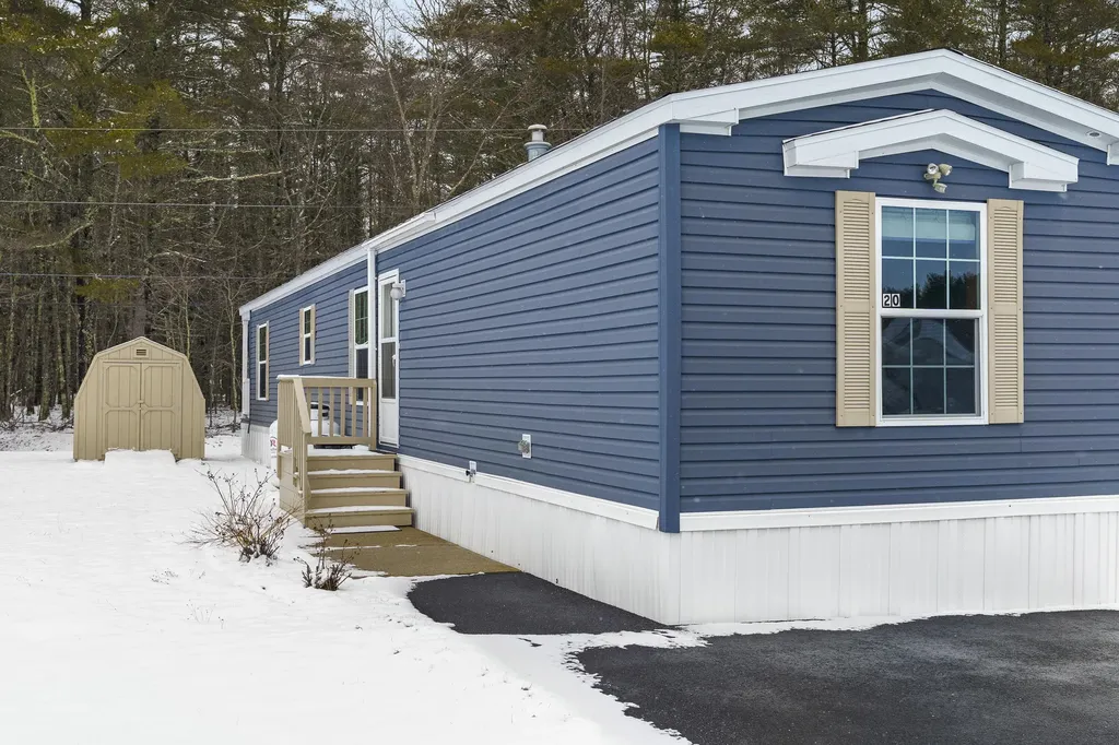 20 Elwell Lane Brunswick ME 04011