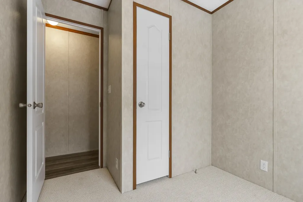 20 Elwell Lane Brunswick ME 04011