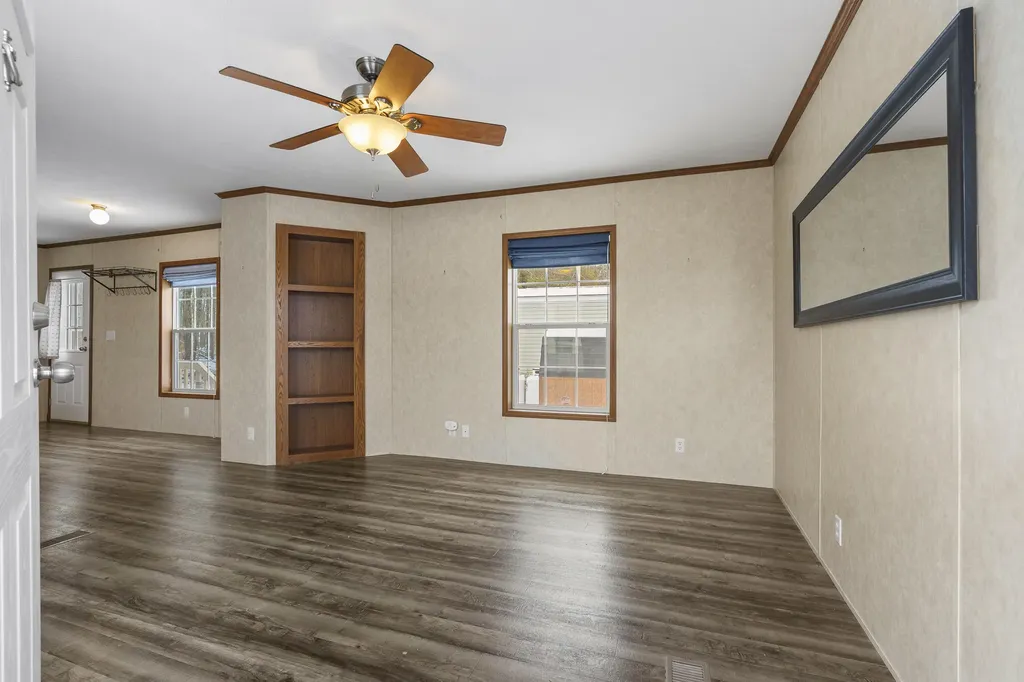 20 Elwell Lane Brunswick ME 04011