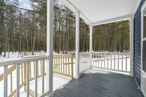 20 Elwell Lane Brunswick ME 04011