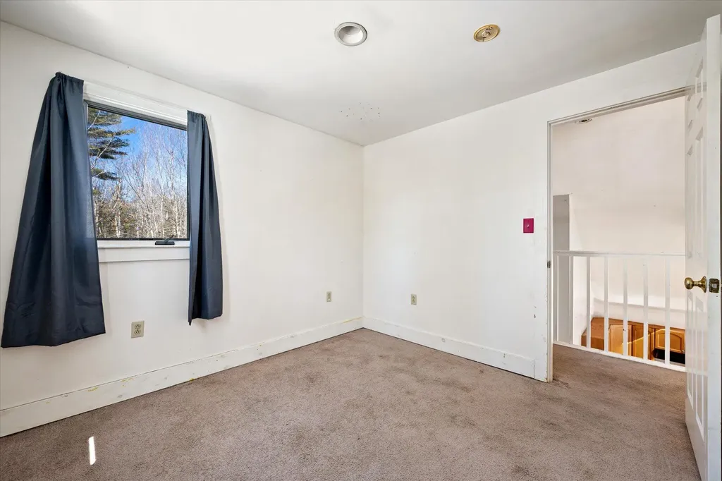 36 Mckinnon Road Bucksport ME 04416