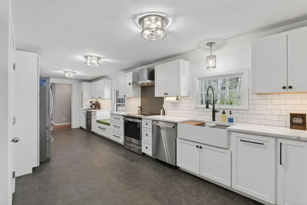 24 Solomon Drive Gorham ME 04038