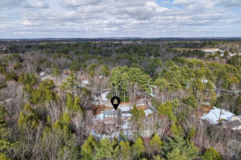24 Solomon Drive Gorham ME 04038