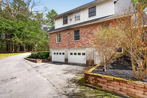 24 Solomon Drive Gorham ME 04038