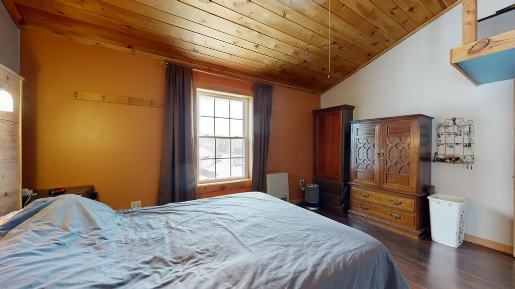 17 Turner Street Buckfield ME 04220