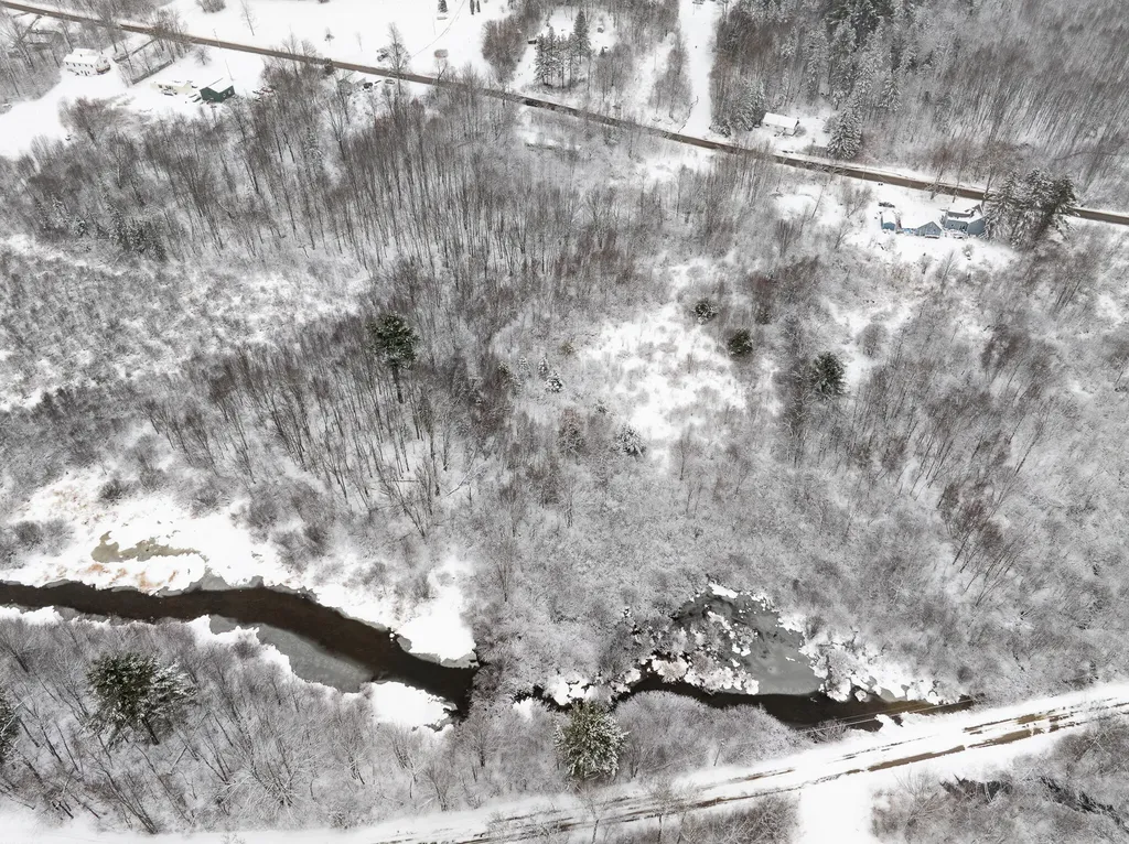 21 & 21-1 Kennebec & Old Kennebec Road Newburgh ME 04444
