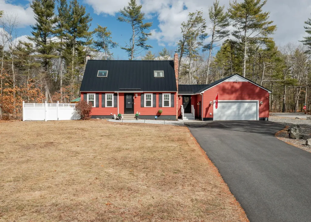 23 Minuteman Drive Wells ME 04090