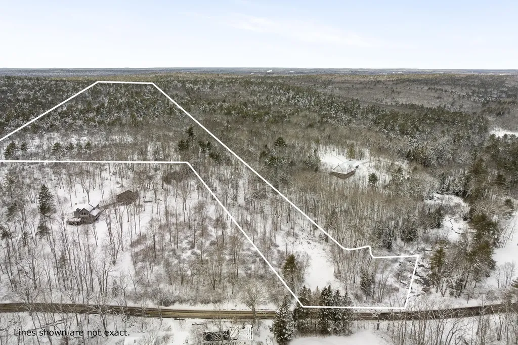 P/o Lot 38 River Road Edgecomb ME 04556