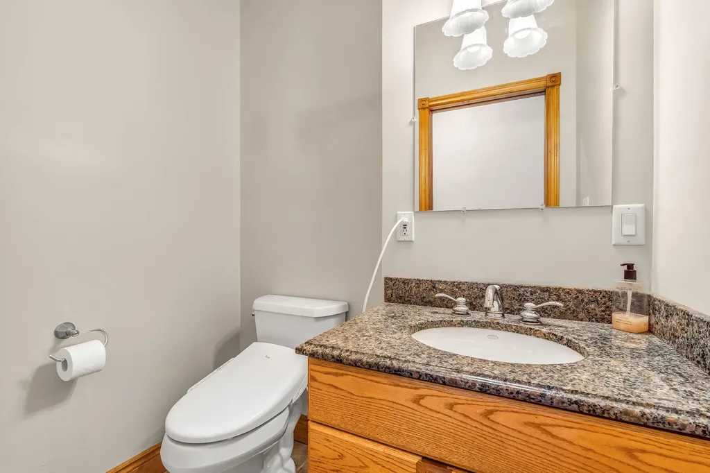 78 Sunset Boulevard Turner ME 04282