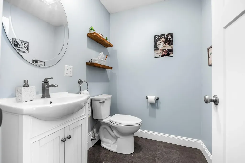28 Fisher Road Holden ME 04429