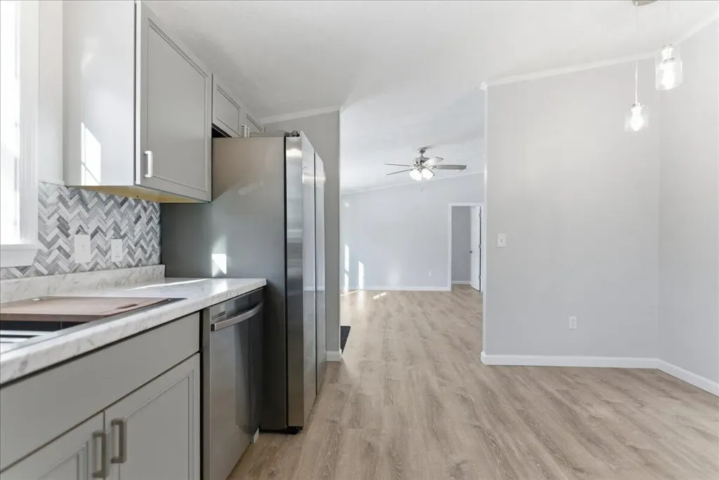 27 Meadow Lane Sabattus ME 04280