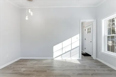 27 Meadow Lane Sabattus ME 04280