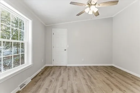 27 Meadow Lane Sabattus ME 04280