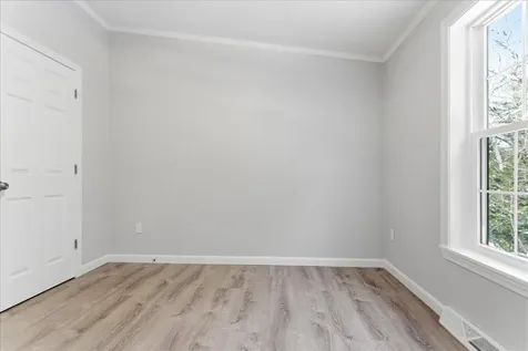 27 Meadow Lane Sabattus ME 04280