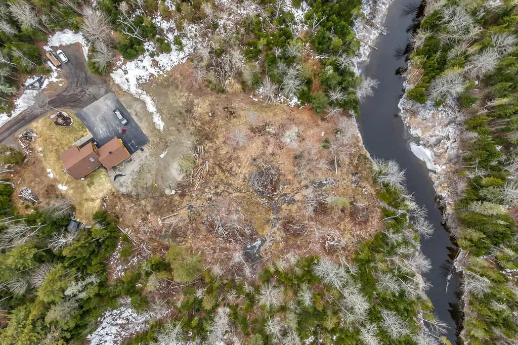 54 Piper Wood Road Hampden ME 04444