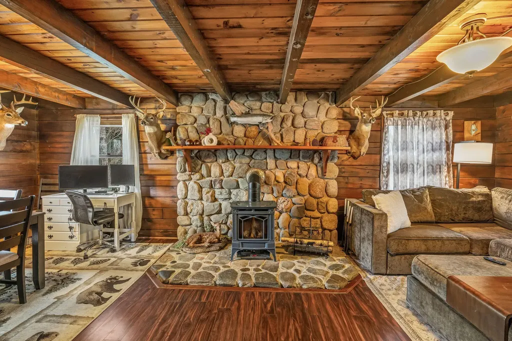 54 Piper Wood Road Hampden ME 04444