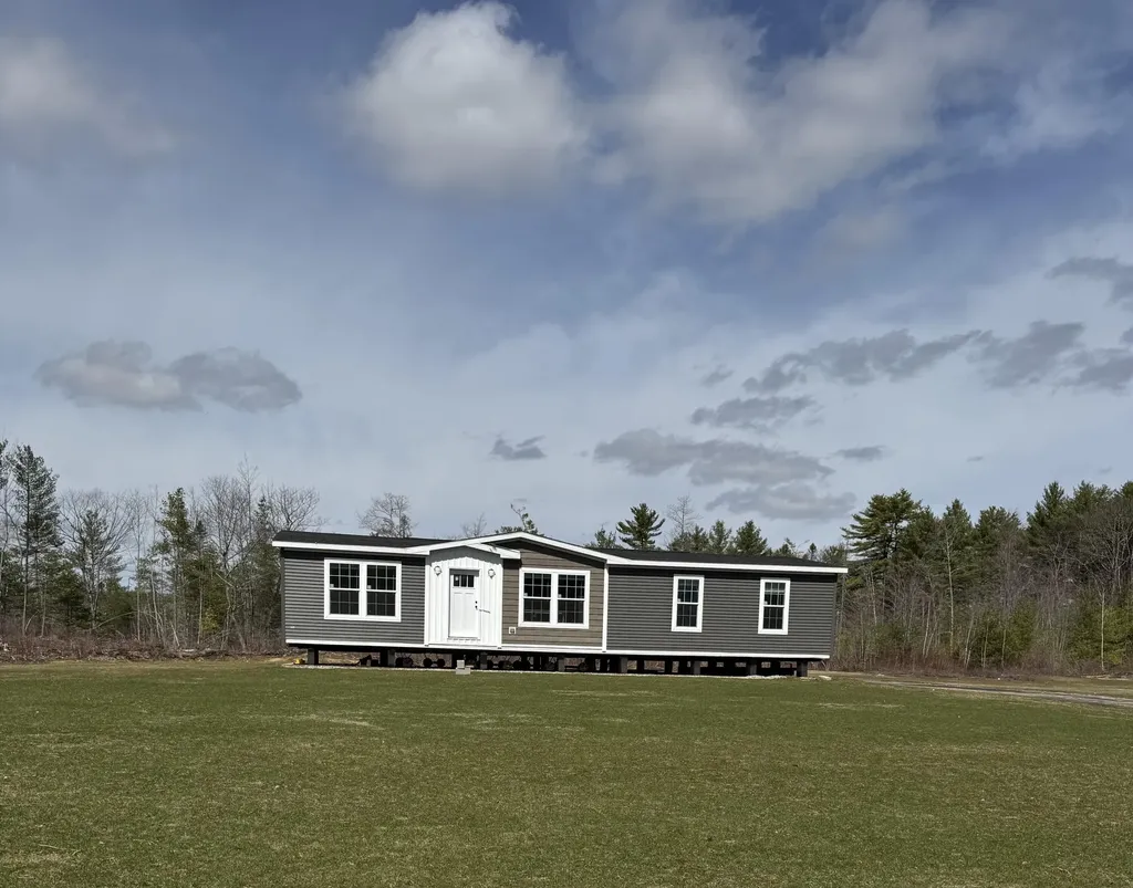72 Anderson Drive Leeds ME 04263