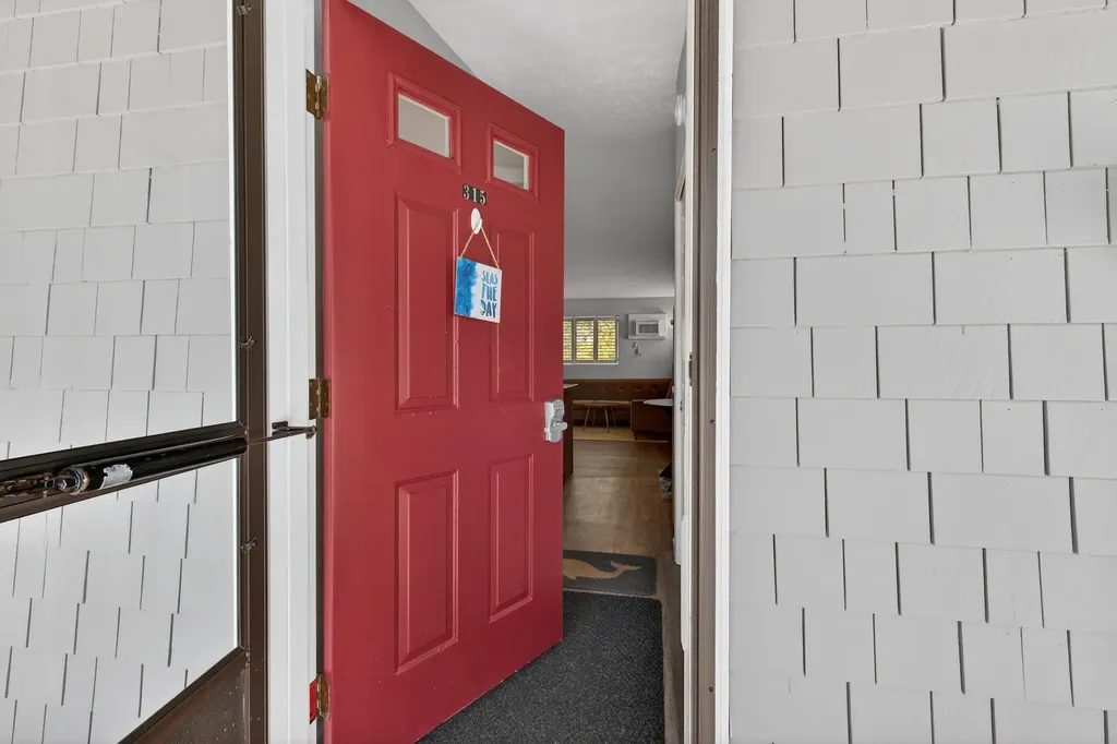 60 Pine Hill Road S York ME 03902