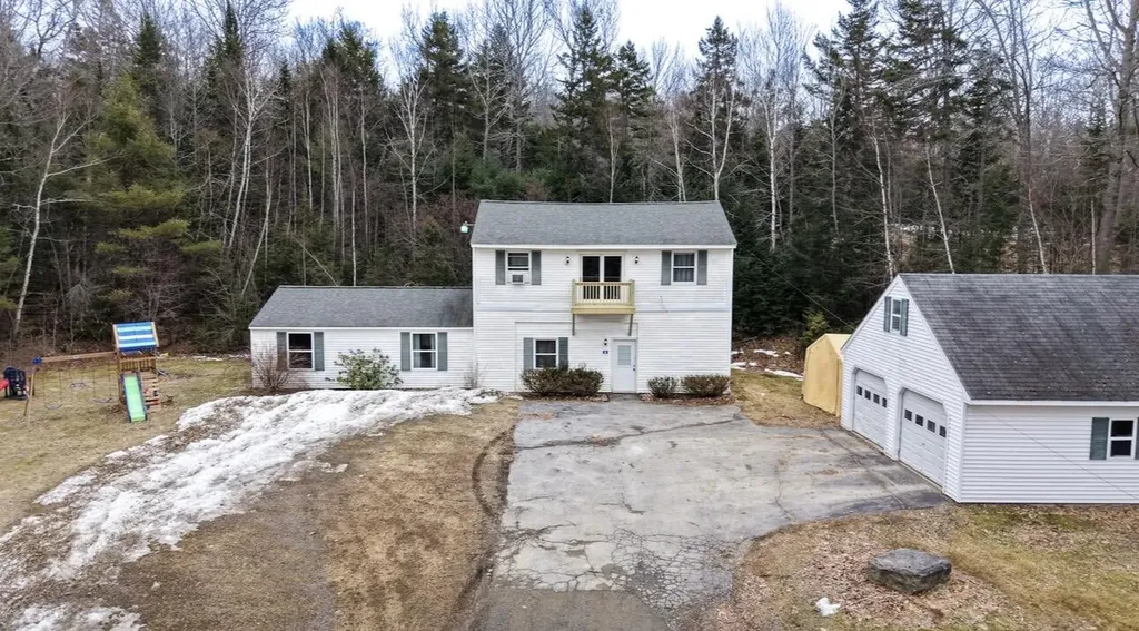 6 Horizon Drive Dedham ME 04429