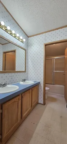 18 Central Avenue Waterville ME 04901