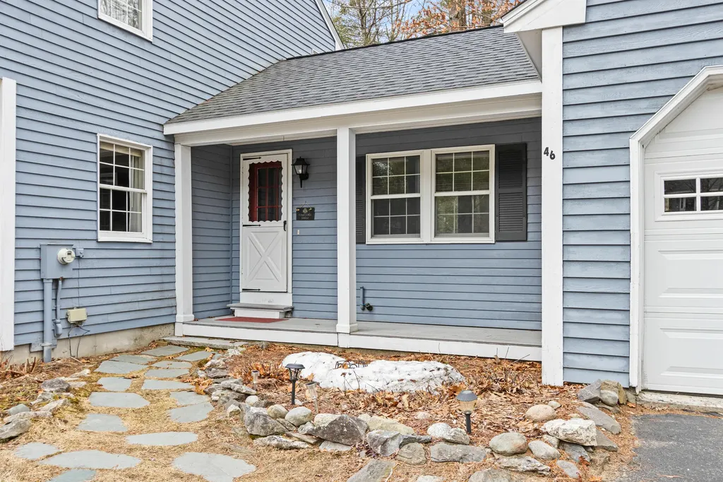 46 Rainbow Farm Road Yarmouth ME 04096