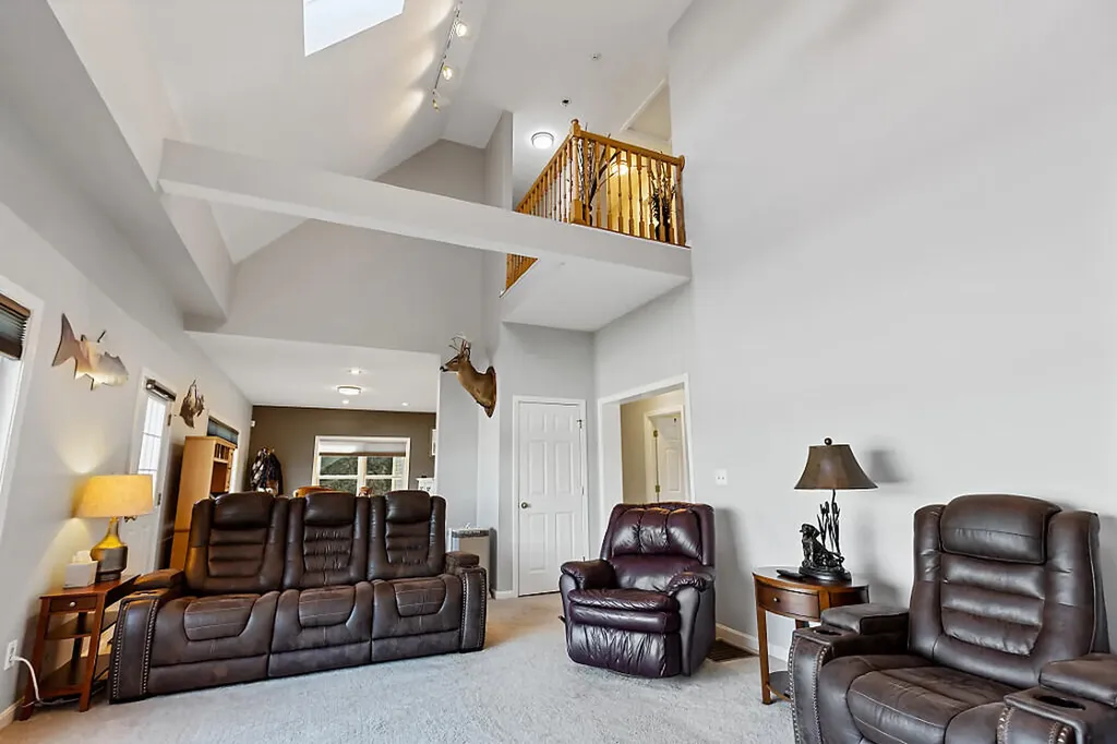 104 Cotta Lane Saint Albans ME 04971
