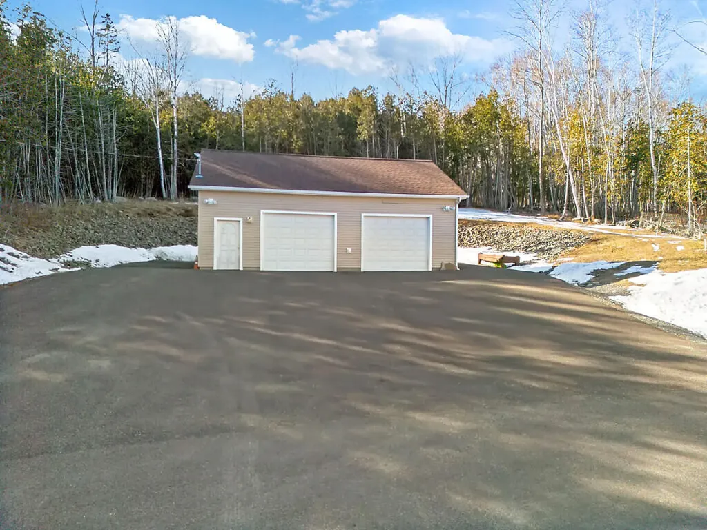 104 Cotta Lane Saint Albans ME 04971